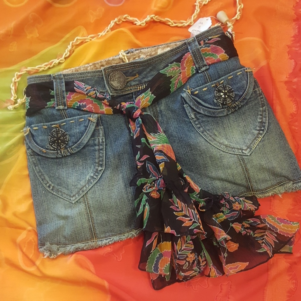 Fun skirt purse